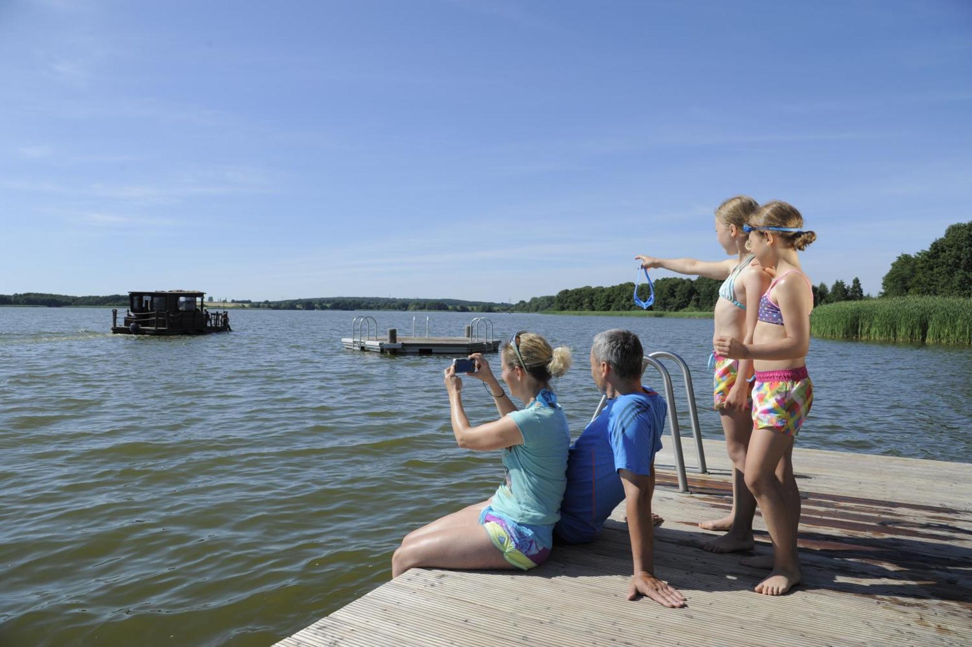 Camping-Und Ferienpark Havelberge Gross Quassow Oda fotoğraf